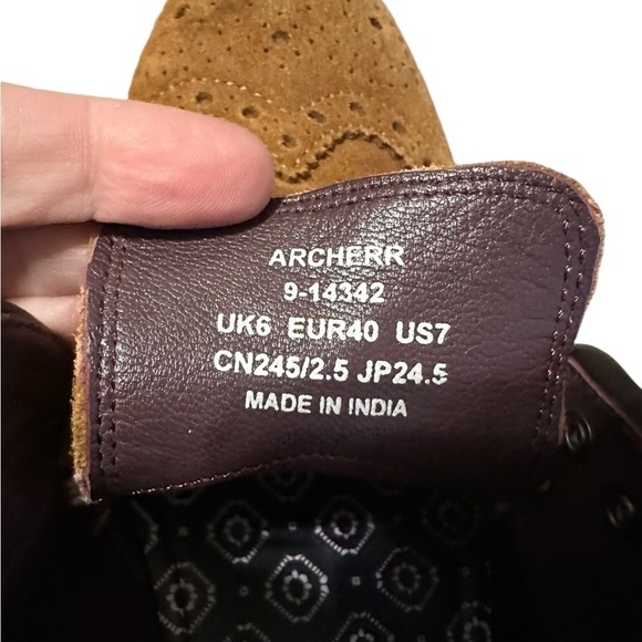 Ted Baker Hackney Oxfords in Brown Wingtip Dress Shoes Lace Up Suede Size 7 - Picture 6 of 8